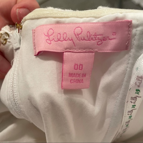 strapless white Lilly Pulitzer dress flower design - Picture 3 of 4